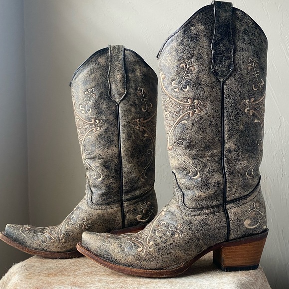 Circle G by Corral Women’s Chocolate Crackle with Bone Fancy Embroidery Snip Toe - Picture 1 of 15